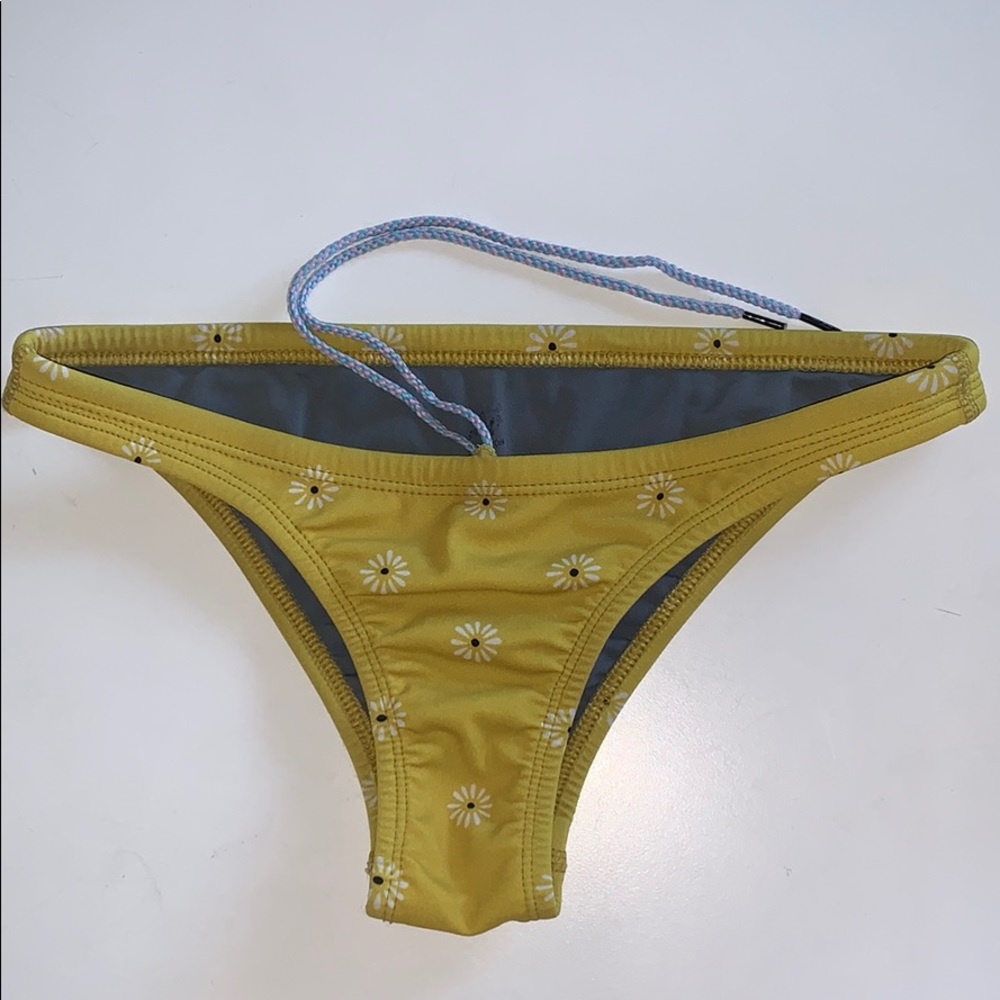 JOLYN - Europe Bottoms